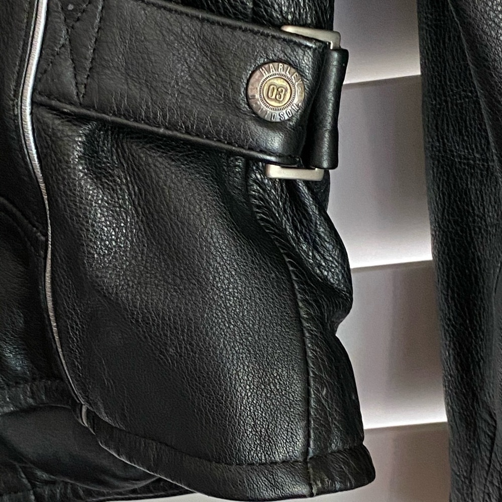 Authentic Harley Davidson Women’s Leather 100th Anniversary leather Jacket Small - Picture 6 of 9